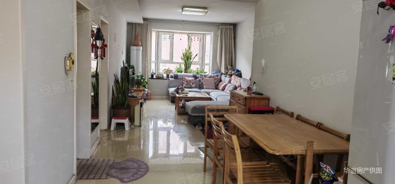 富城花园文化东路23号3室2厅1卫9751平方米