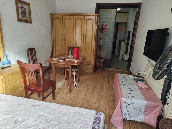 青岛市北理工大学瑞丰嘉苑地铁一号线  精装  双气   干净 户型方正