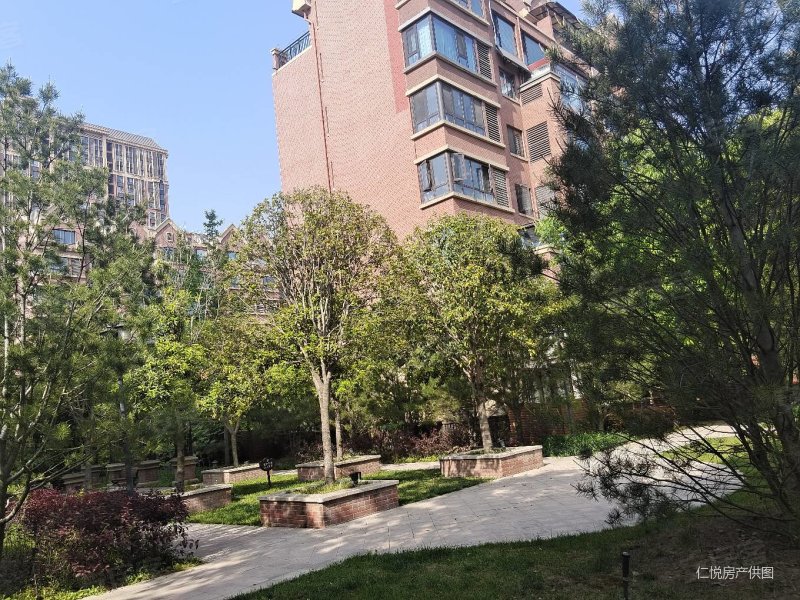 西安房产网>西安二手房>长安二手房>东长安街二手房>山水香堤溪墅>800