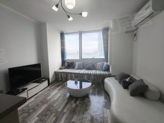 青岛城阳高新区海尔国际广场LOFT公寓 套二 三台空调 给您一个温馨的家出租房源真实图片