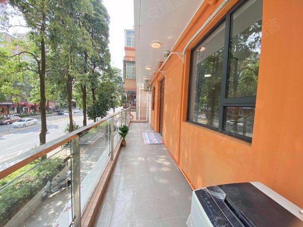 深圳龙华梅林关口白石龙老村(7天免租)可租一个月 民水民电 押一付一