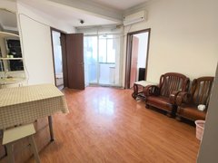 武汉江汉万松园中山公园后门新华明珠电梯一房一厅带一儿童房整租  别错过出租房源真实图片