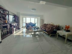 抚顺顺城恒大广场马德里水岸 一线河景房 一梯一户 三室二卫 拎包即住 有钥匙出租房源真实图片