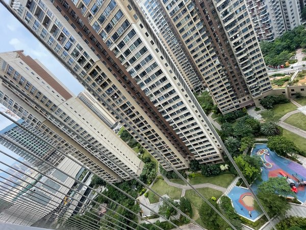 深圳宝安塘尾华强城(一二期)华强城三房空房4800元钥匙看房出租房源