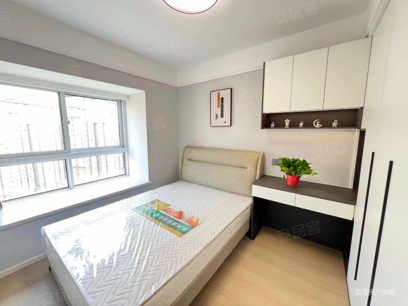 鹭岛荣府 3房双卫 南北通透 商品住宅 有电梯 中间楼层,荣盛鹭岛荣府
