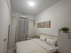 梧州长洲梧州站凤凰社公寓湖景房  34方 多套房源出租 带阳台 可长短租出租房源真实图片