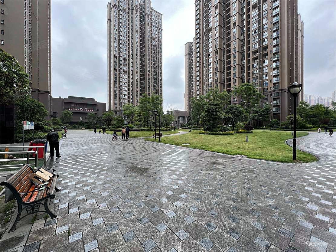 成都房产网>成都二手房>郫都二手房>郫筒二手房>中冶中央公园>