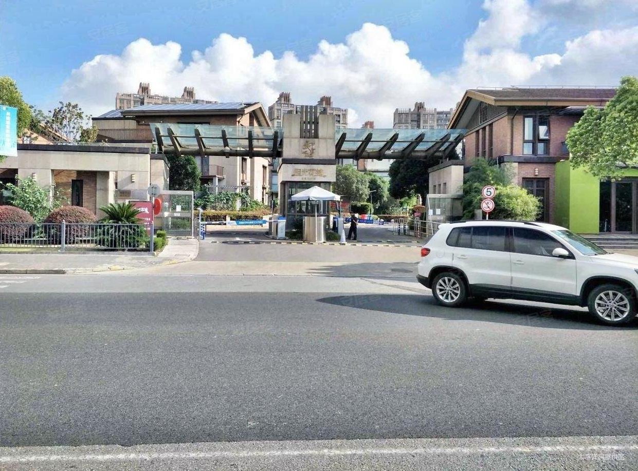 张江高品质小区,精装南北通,周边配套齐全,环境优美,阳光花城(公寓