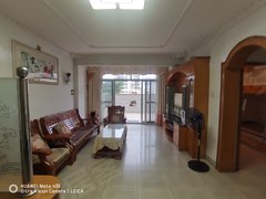 珠海香洲前山带平台3室2厅 有家电 直接入住，看房方便。出租房源真实图片