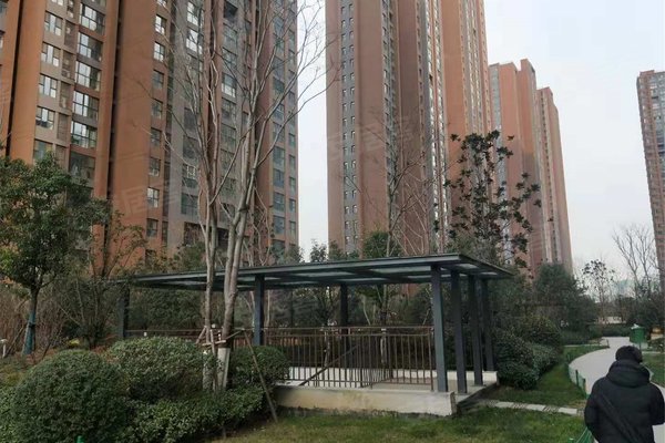 绿都紫荆华庭和园