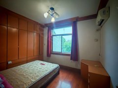 巢湖西门西门片区7中,安德利商场附近,住家装修2室1厅,家电家具都有出租房源真实图片