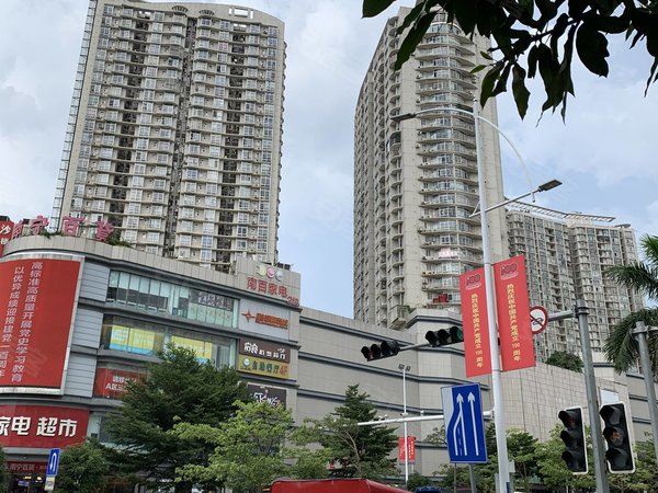 南宁西乡塘大学东路世贸西城世贸西城 1室 电梯房 31平出租房源真实