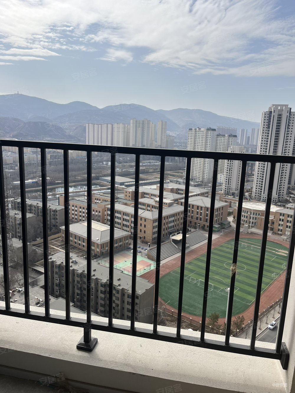 万科城时代都会B区3室2厅1卫100㎡南北95万