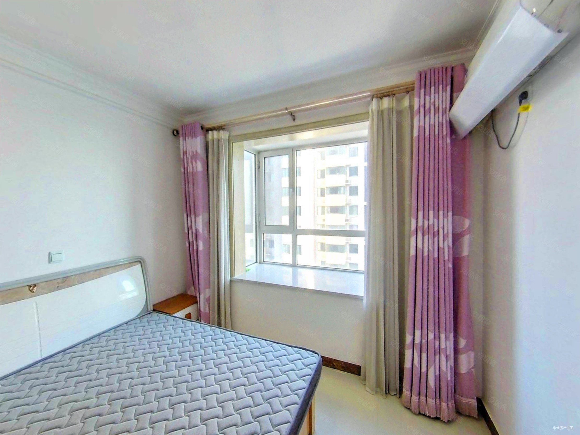 丽都河畔 3室2厅 131.16平 简单装修 保养好