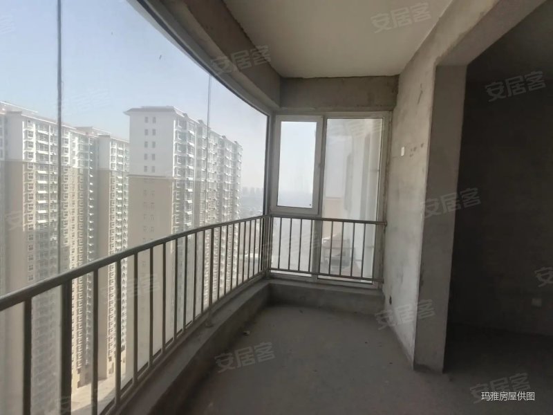 急新上万聚凯旋城送地下室有证可贷款大两居价格可谈