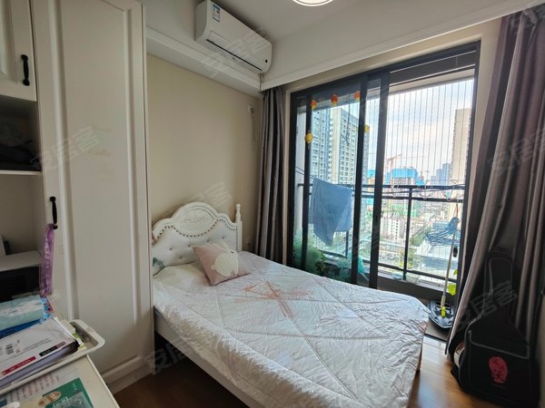 深圳龙岗横岗荣德雨辰公寓荣德国际雨辰公寓三房两卫 全新出租业主
