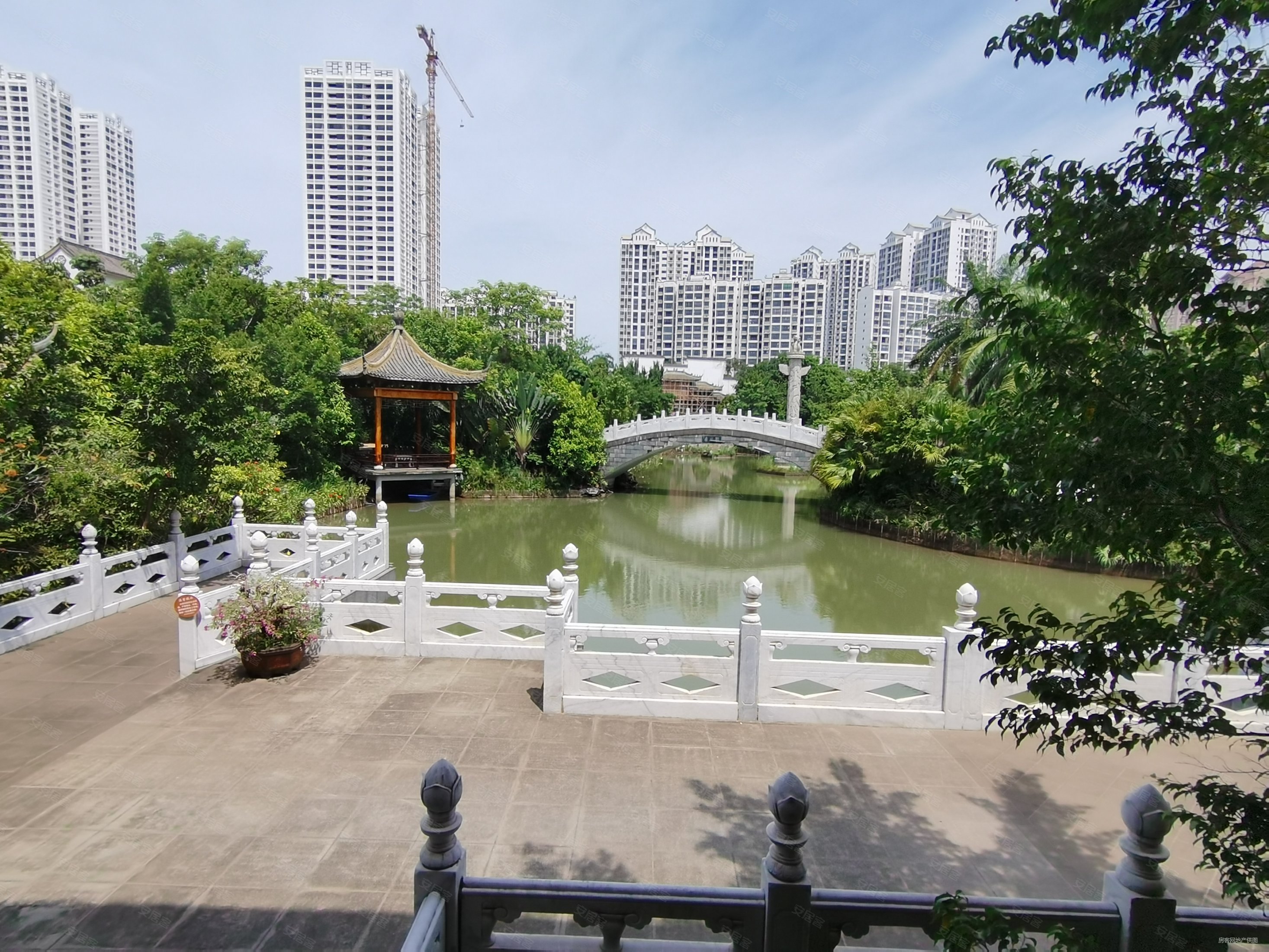 带温泉泡池 中式园林景观,中华坊二手房,93万,2室2厅,1卫,72平米-海口