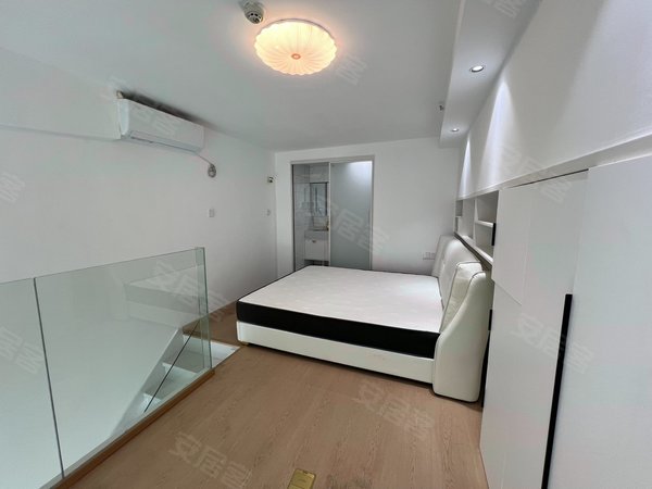 【多图】世界城创世界,光谷东租房,精装loft 超大落地窗 采光非常好