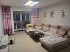 商丘睢阳万达广场自己的房子。金盾国际 联合大厦对面100米 汇成国际万达出租房源真实图片