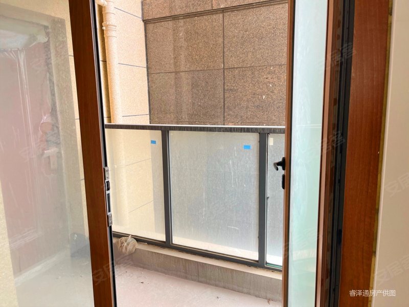 东大地铁口 毛坯现房 开发商新房,通宇林景博园二手房,220万,3室2厅,1