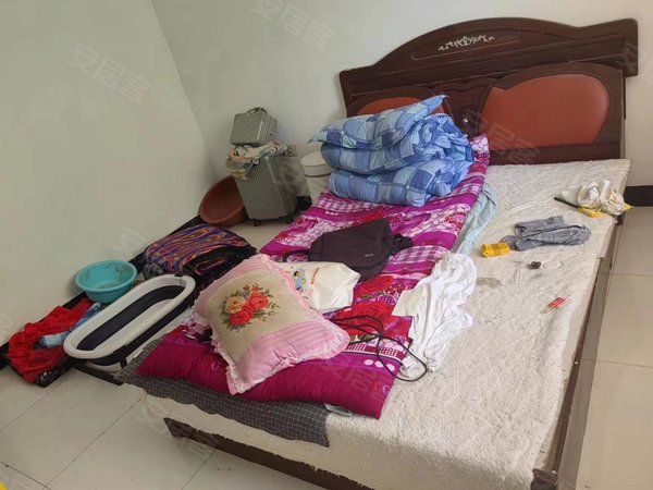 喀什疏勒疏勒城区名都小区(疏勒)出租~疏勒县名都小区3楼,3室2厅1卫