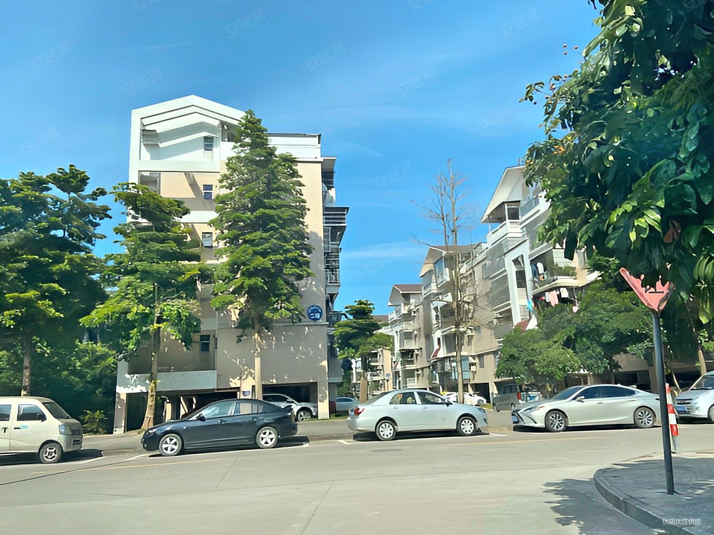 谷围新村带大露台单边物业业主诚售性价比高