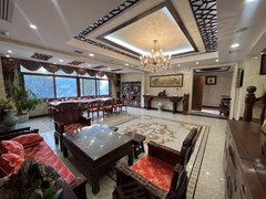 郴州北湖燕泉广场独栋别墅 可随时看房 接待住家都方便 带院子 随时看房!出租房源真实图片