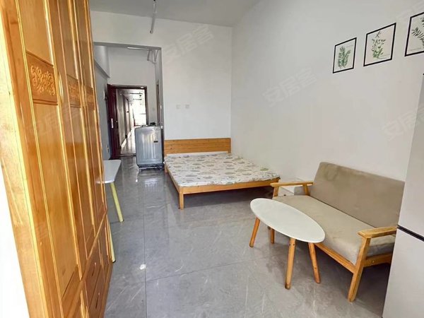 南宁江南五一路富宁大厦房东好说,价格可谈,富宁大厦小区,随时可以