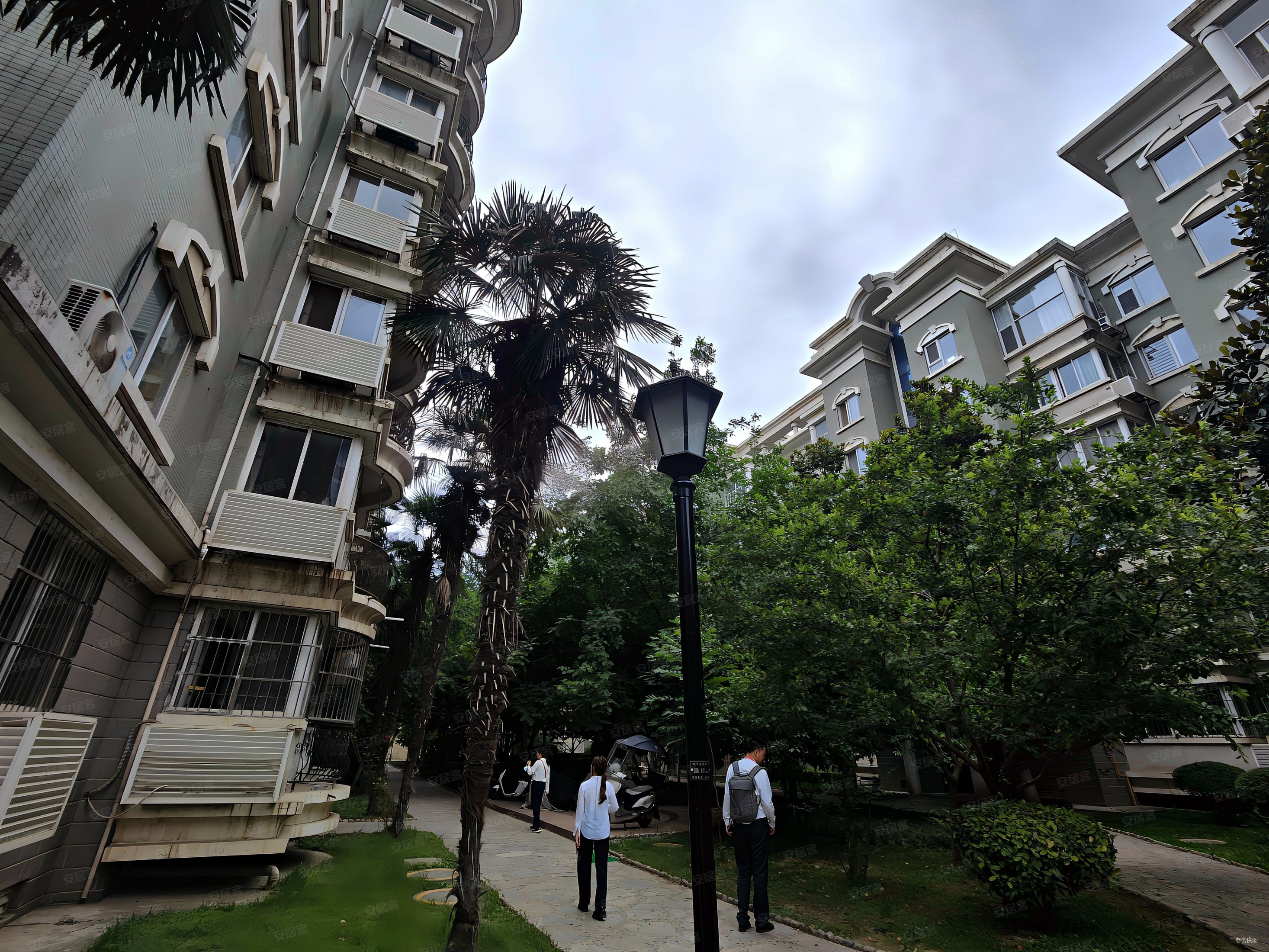 枫叶新都市3室2厅2卫168㎡南北349万