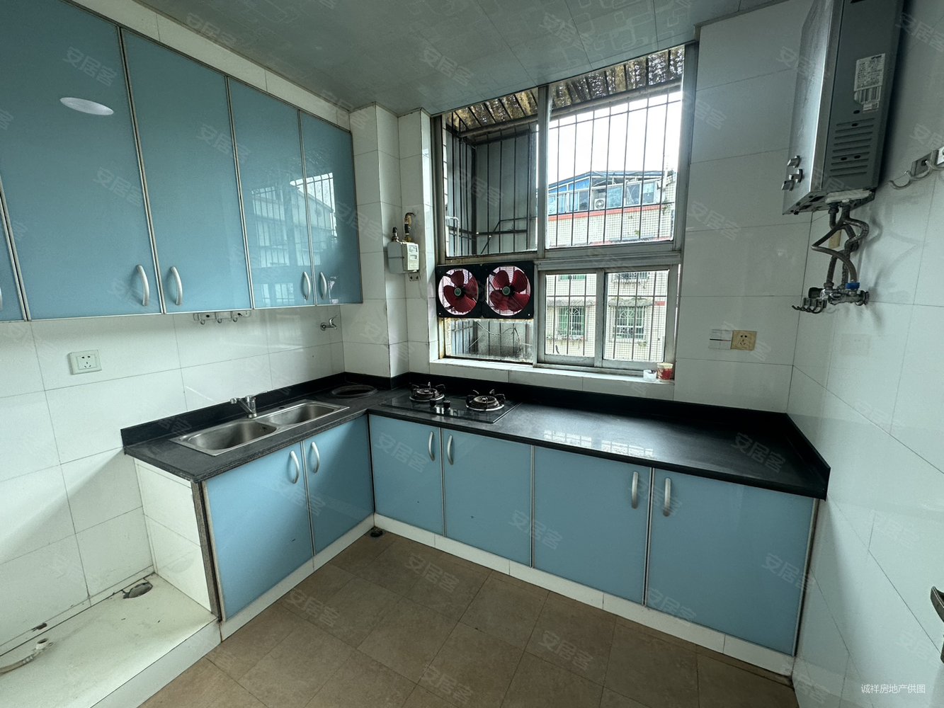 金源路29号院4室2厅2卫120㎡南北28.8万