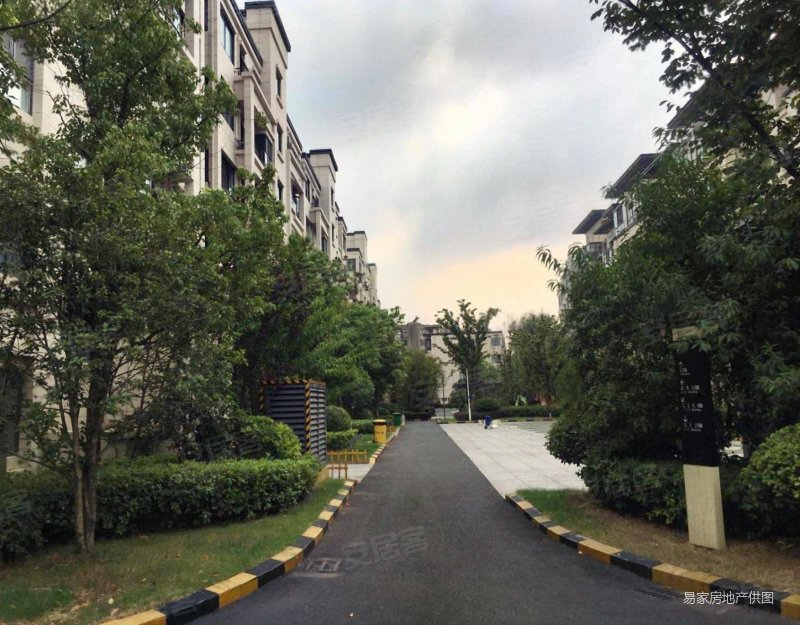 普通住宅全新装修 家电!,中垠紫金观邸二手房,216万,3室2厅,1卫,90.