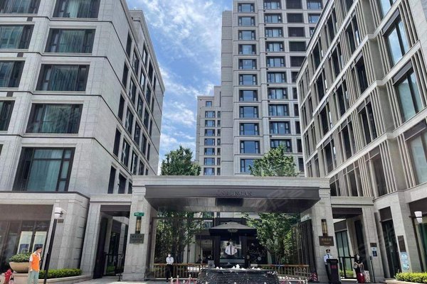 九龙仓静安壹号