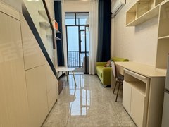 东莞南城体育路口万科物业东江之星复试一房一厅1400出租房源真实图片