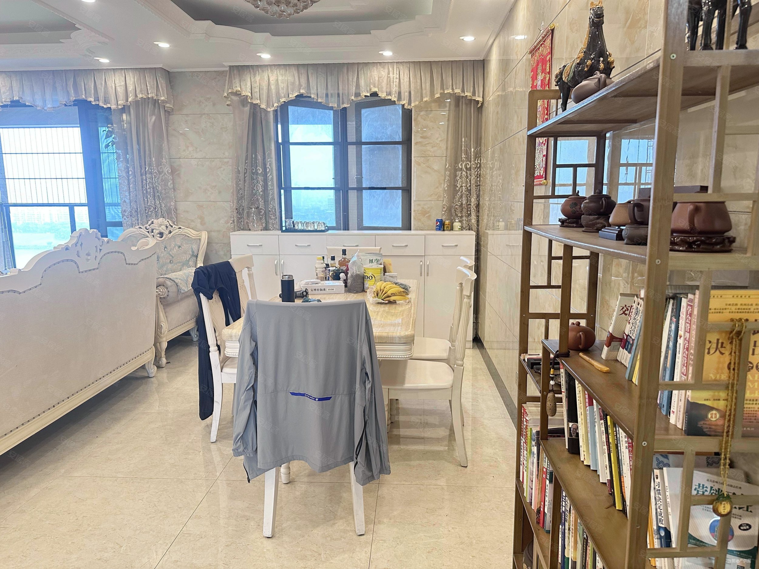 荣和邕江悦府4室2厅2卫133.42㎡西南126.8万