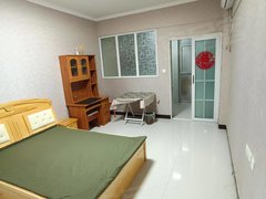 月付，精装修中亚商贸城单身公寓带空调拎包入住急租