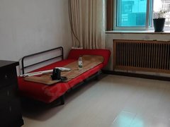 抚顺新抚万达广场出租四道街新抚路南，五楼，两室一厅一卫，空调，冰箱，洗衣机，出租房源真实图片