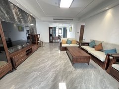 海口美兰蓝天海航豪庭北苑高端小区，拎包入住，长租可大刀出租房源真实图片
