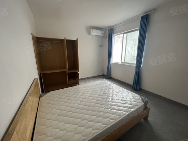 【多图】凤岭佳园,凤岭北租房,凤岭北单间带露台 民用水电 近南宁东