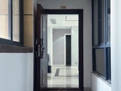 阜阳颍州阜王路宝龙城市广场(1-13栋) 3室2厅1卫出租房源真实图片