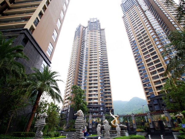 深圳盐田盐田鹏广达山海四季城新房源,精装修大四房两卫,空房出租