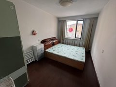 丹东振兴六纬路小学学区缓缓美食城附近 2室 900包取暖 有空调 季度付出租房源真实图片