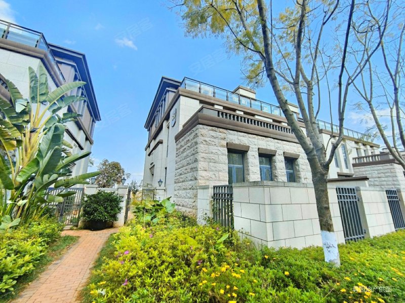 昆明房产网>昆明二手房>官渡二手房>福保片区二手房>招商雍景湾(别墅)