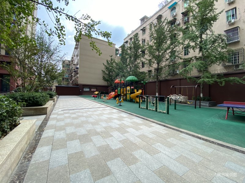 成都房产网>成都二手房>双流二手房>东升镇二手房>双流王府花园御锦苑