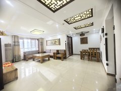 莱芜莱城莱城城区大润发附近 金缔凯旋城电梯房 家具家电齐全 拎包即住出租房源真实图片