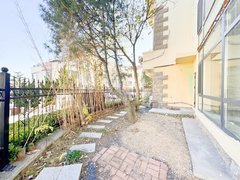 青岛崂山浮山前海青路上 复式带大院子 适合办工小型汇所 长期租 已空房出租房源真实图片