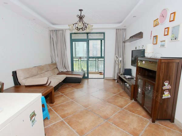 杭州余杭闲林集美岸上蓝山玉兰苑急租岸上蓝山清爽两房闲林老街购物