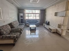 青州青州城区人民商场盛世华庭 3室2厅1卫  精装修133平米出租房源真实图片