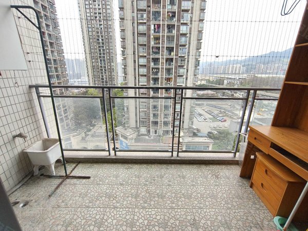 【多图】丽都锦城,李家沱租房,麒龙轻轨站旁 新出精装两室 保持好