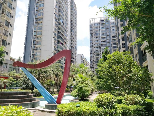 南宁青秀青秀山中茵丽景豪庭竹溪大道三美旁,又近3号地铁,精装修干净2