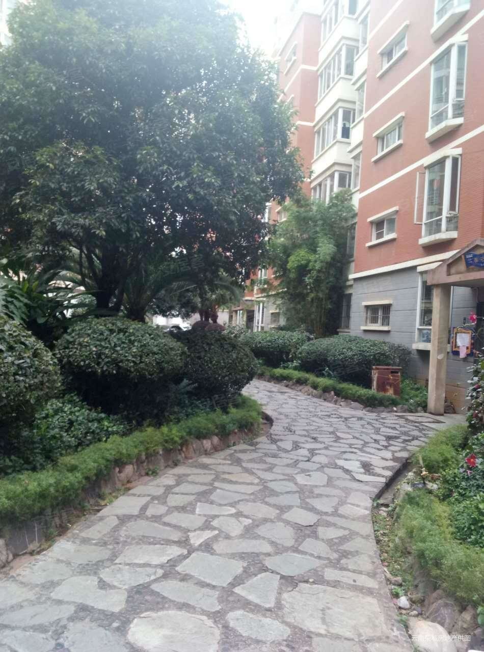 景江花园 近地铁 商业配套成熟 电梯板房精装修 南北通透